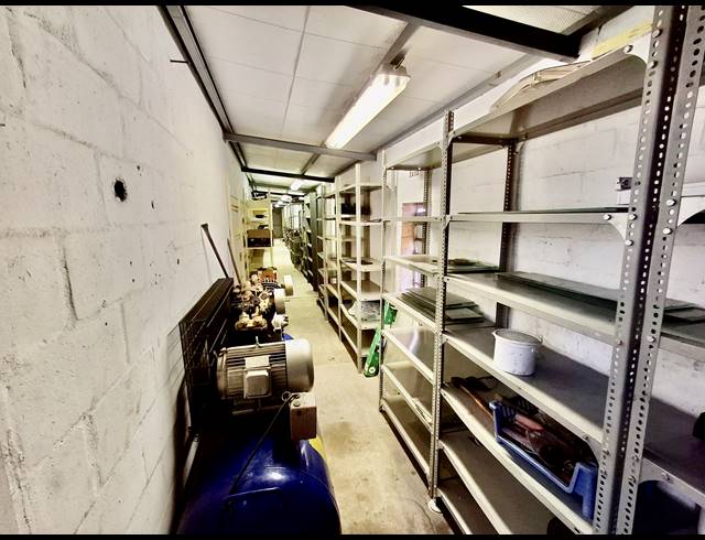 525M² MINI FACTORY FOR SALE IN ATLANTIS INDUSTRIAL